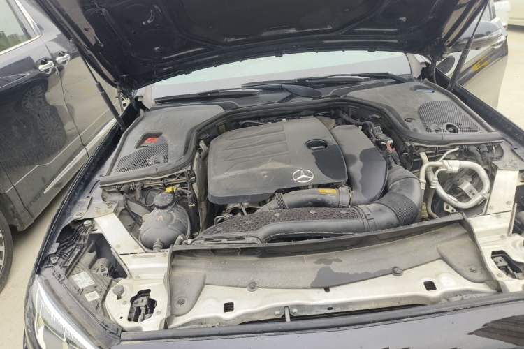 Used Mercedes-Benz E-Class 2021 E 300 L Stylish Model Engine Bay Right
