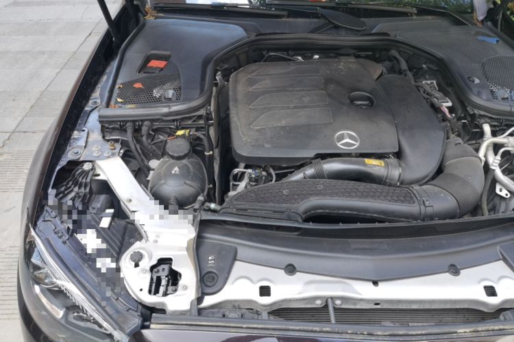 Used Mercedes-Benz E-Class 2021 E 300 L Premium Edition Engine Bay Right