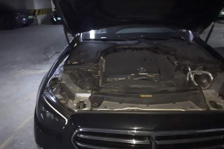 Used Mercedes-Benz E-Class 2021 E 300 L Luxury Model Engine Bay Right