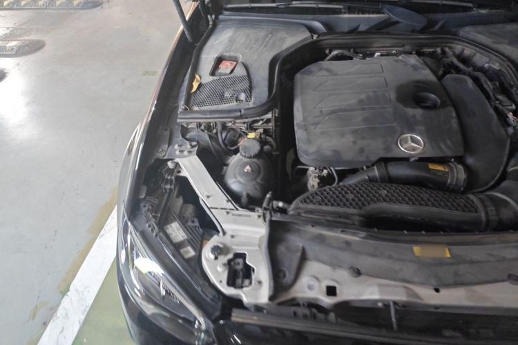 Used Mercedes-Benz E-Class 2021 Facelift E 260 L Engine Bay Right