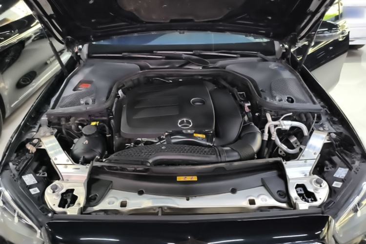 Used Mercedes-Benz E-Class 2021 Facelift E 260 L Engine Bay