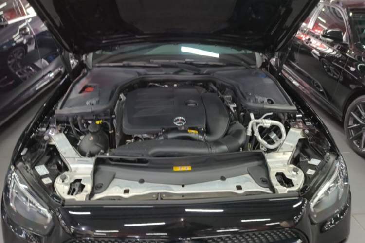 Used Mercedes-Benz E-Class 2021 E 300 L Sport Luxury Edition Engine Bay