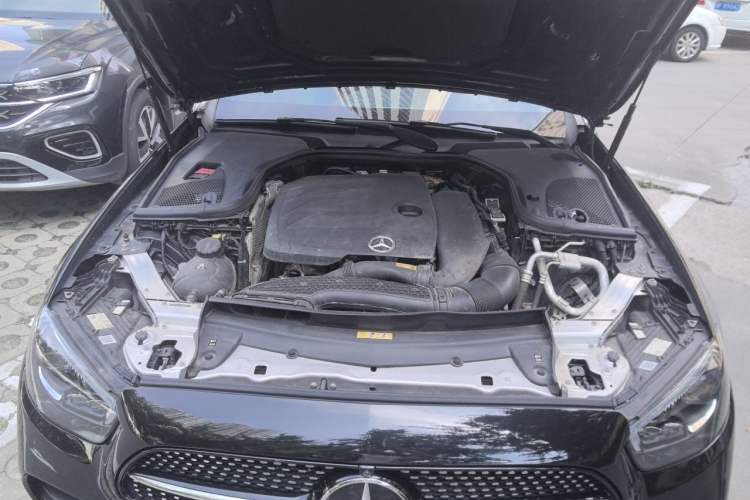 Used Mercedes-Benz E-Class 2021 Restyled E 300 Sport Edition Engine Bay