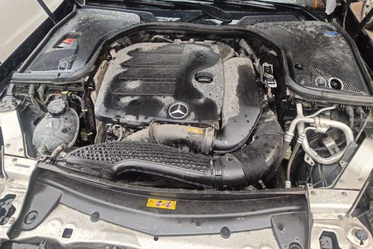 Used Mercedes-Benz E-Class 2021 E 300 L Sport Luxury Edition Engine Bay