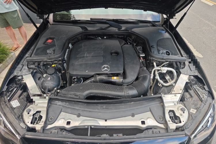 Used Mercedes-Benz E-Class 2021 Restyled E 300 L Luxury Edition Engine Bay