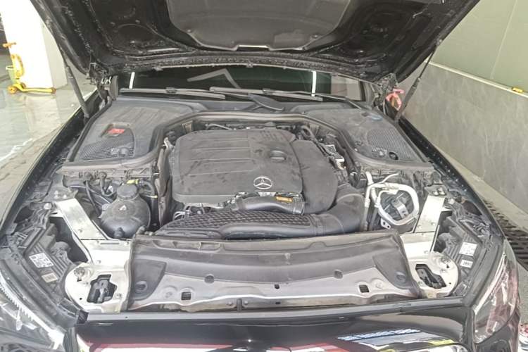 Used Mercedes-Benz E-Class 2021 Restyled E 300 L Sporty and Stylish Edition Engine Bay