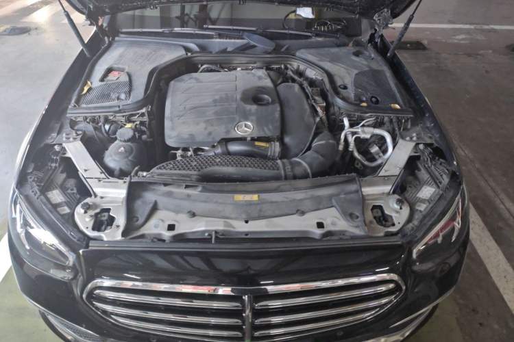 Used Mercedes-Benz E-Class 2021 Facelift E 260 L Engine Bay