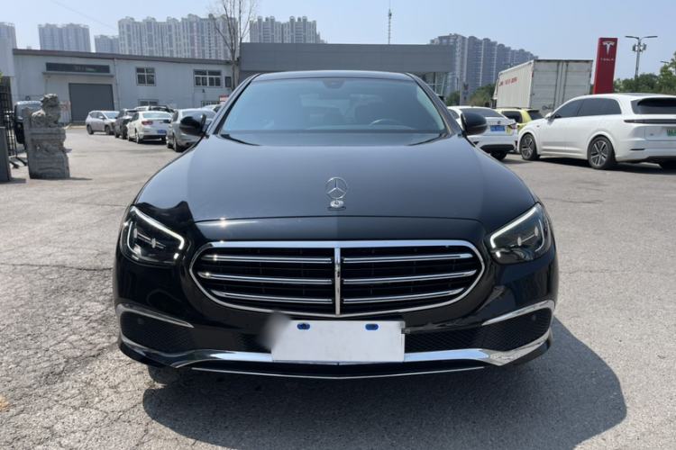 Used Mercedes-Benz E-Class 2021 Facelift E 260 L Exterior 1