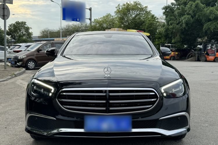 Used Mercedes-Benz E-Class 2021 Restyled E 300 L Luxury Edition Exterior 1