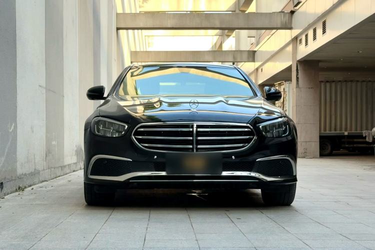 Used Mercedes-Benz E-Class 2021 Restyled E 300 L Sport Luxury Edition Exterior 1
