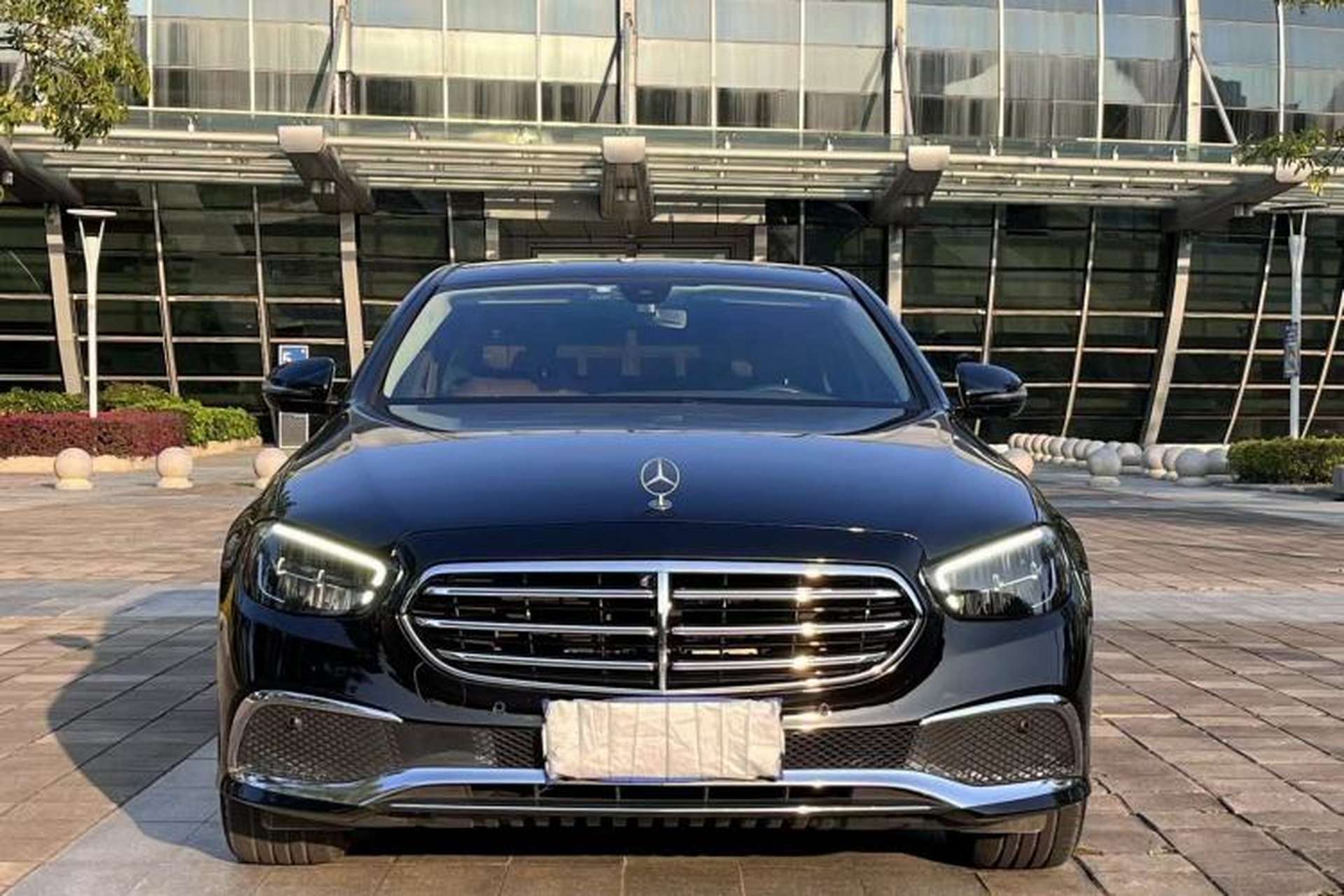 Used Mercedes-Benz E-Class 2021 Restyled E 300 L Luxury Edition Exterior 1
