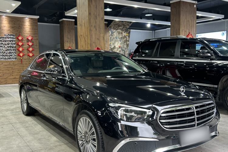 Used Mercedes-Benz E-Class 2021 Restyled E 300 L Luxury Edition Exterior 1