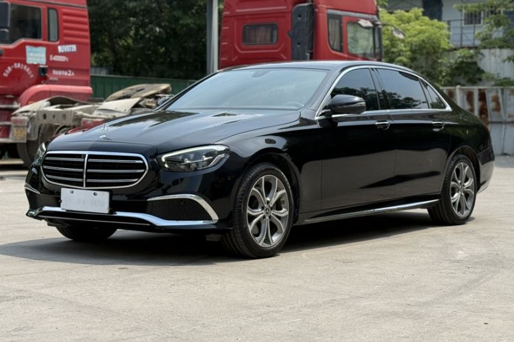 Used Mercedes-Benz E-Class 2021 E 300 L Sporty and Stylish Model Exterior 2