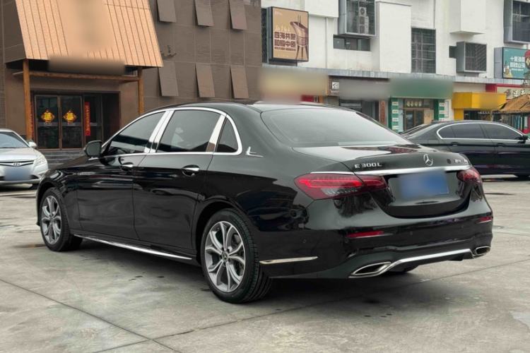 Used Mercedes-Benz E-Class 2021 E 300 L Sporty and Stylish Model Exterior 2
