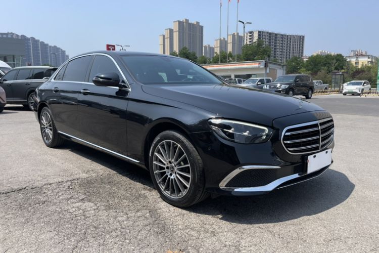 Used Mercedes-Benz E-Class 2021 Facelift E 260 L Exterior 2