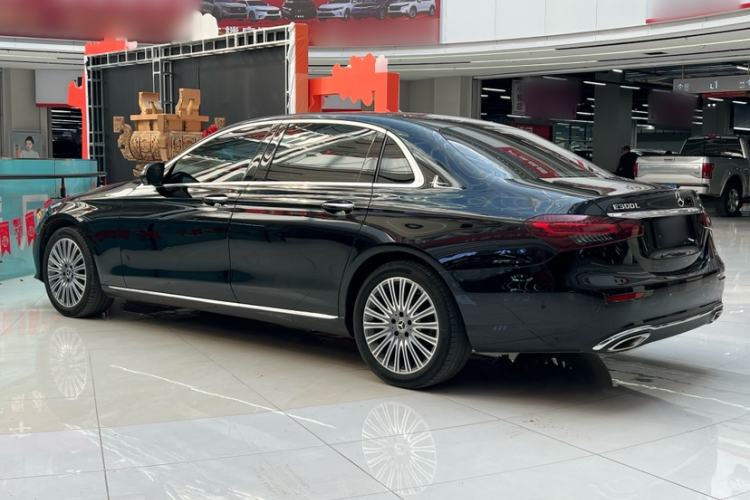 Used Mercedes-Benz E-Class 2021 Restyled E 300 L Luxury Edition Exterior 2
