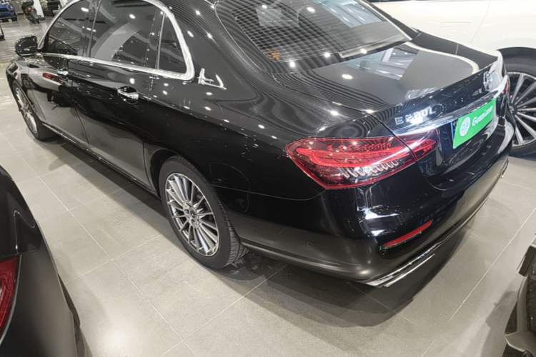 Used Mercedes-Benz E-Class 2021 E 260 L Exterior 2