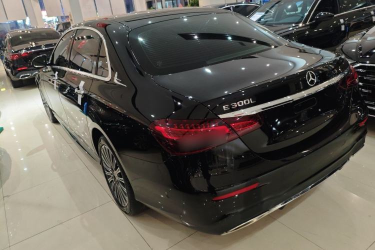 Used Mercedes-Benz E-Class 2021 Facelift E 300 L Stylish Edition Exterior 2