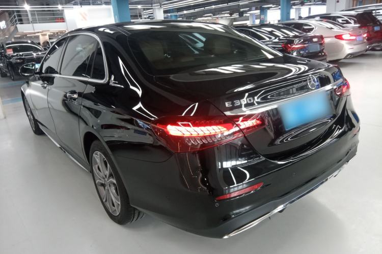Used Mercedes-Benz E-Class 2021 Restyled E 300 L Sporty and Stylish Edition Exterior 2