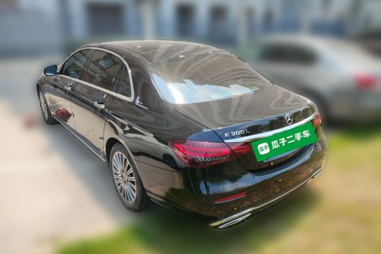 Used Mercedes-Benz E-Class 2021 E 300 L Luxury Model Exterior 3