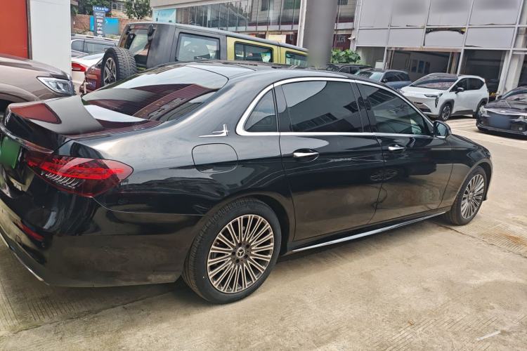 Used Mercedes-Benz E-Class 2021 E 300 L Sport Luxury Edition Exterior 3