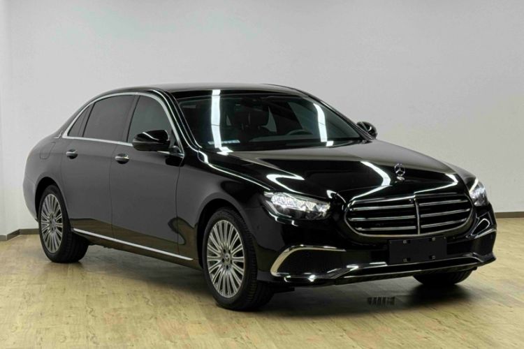 Used Mercedes-Benz E-Class 2021 E 300 L Stylish Model Exterior 3