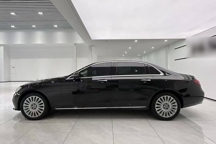 Used Mercedes-Benz E-Class 2021 Facelift E 300 L Stylish Edition Exterior 3