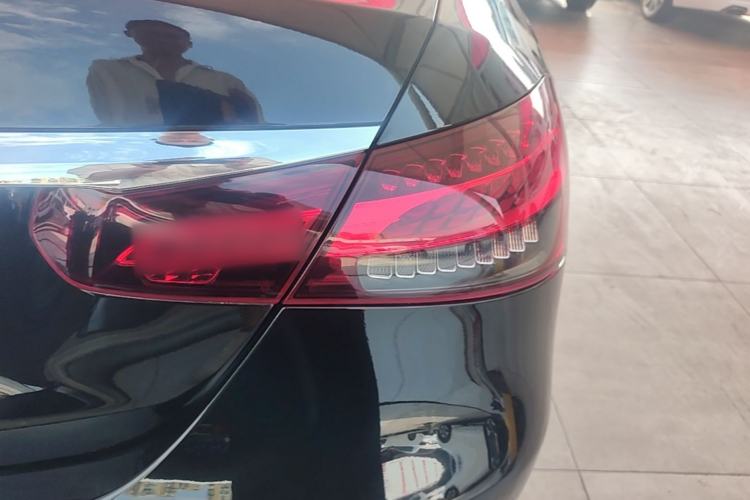 Used Mercedes-Benz E-Class 2021 Facelift E 260 L Exterior 3