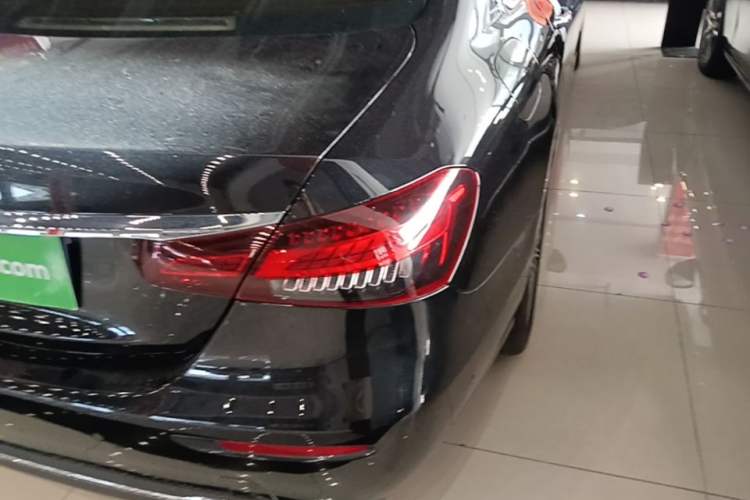 Used Mercedes-Benz E-Class 2021 Restyled E 300 L Luxury Edition Exterior 3