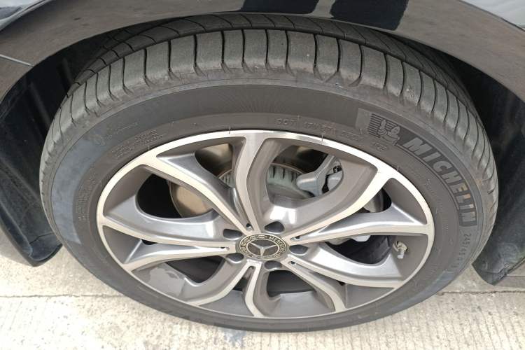 Used Mercedes-Benz E-Class 2021 Restyled E 300 L Sport Luxury Edition Exterior 4