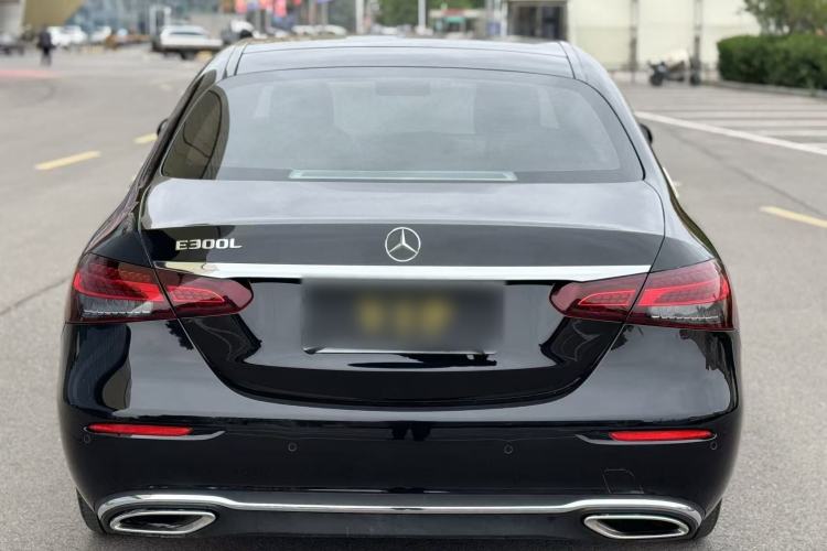 Used Mercedes-Benz E-Class 2021 Restyled E 300 L Luxury Edition Exterior 4