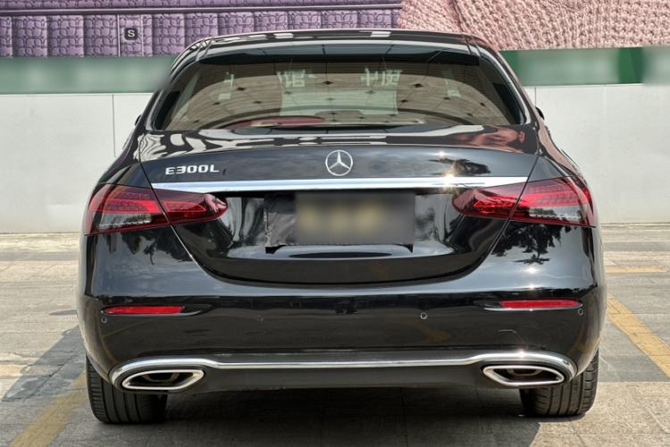 Used Mercedes-Benz E-Class 2021 E 300 L Premium Edition Exterior 4