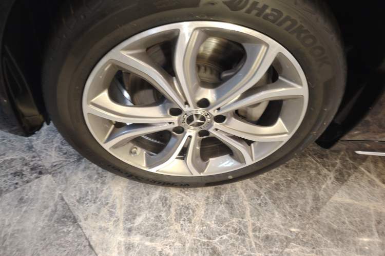 Used Mercedes-Benz E-Class 2021 Restyled E 300 L Sporty and Stylish Edition Exterior 4