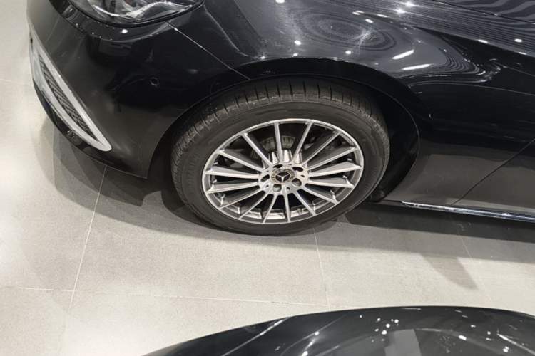 Used Mercedes-Benz E-Class 2021 E 260 L Exterior 4