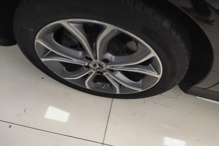 Used Mercedes-Benz E-Class 2021 Restyled E 300 L Sport Luxury Edition Exterior 4