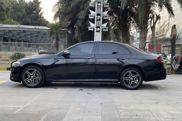 Used Mercedes-Benz E-Class 2021 Restyled E 260 Luxury Sports Edition Exterior 4
