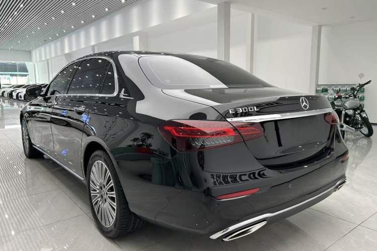Used Mercedes-Benz E-Class 2021 Facelift E 300 L Stylish Edition Exterior 4