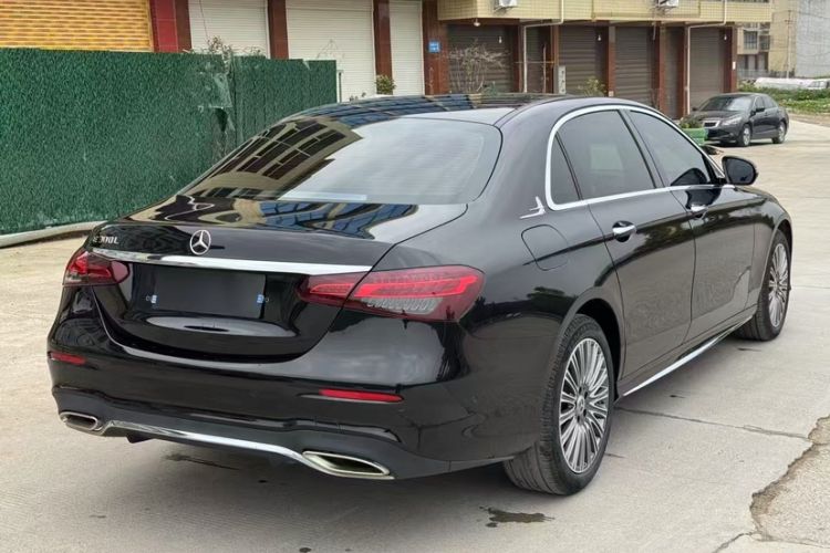 Used Mercedes-Benz E-Class 2021 E 300 L Sporty and Stylish Model Exterior 4