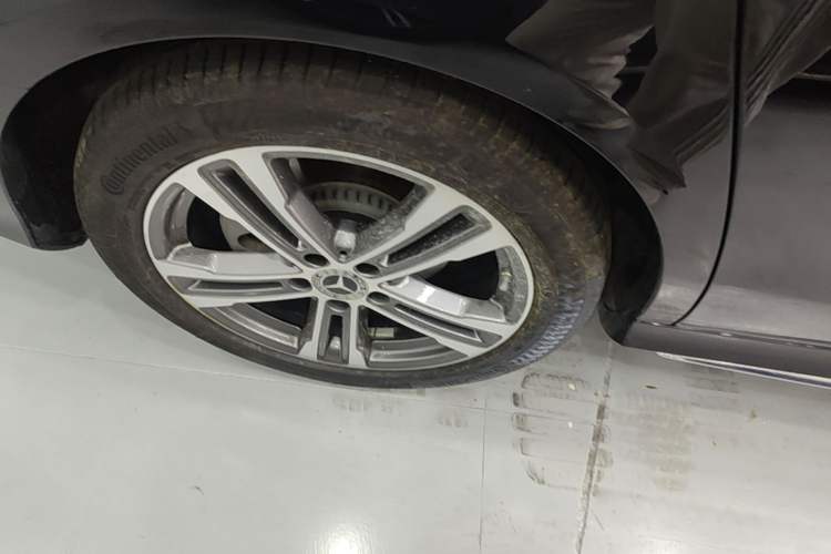 Used Mercedes-Benz E-Class 2021 E 260 L Sport Edition Exterior 5