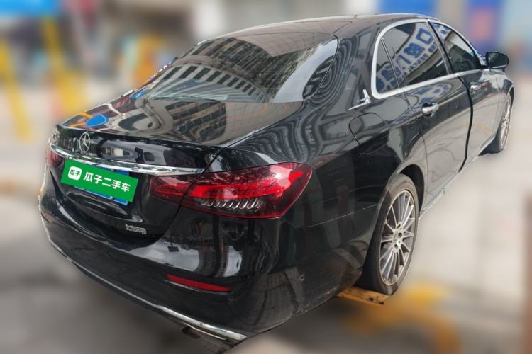 Used Mercedes-Benz E-Class 2021 Facelift E 260 L Exterior 5