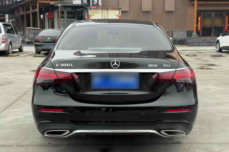 Used Mercedes-Benz E-Class 2021 E 300 L Sporty and Stylish Model Exterior 5