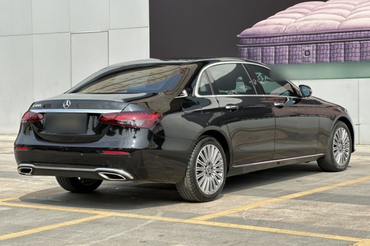 Used Mercedes-Benz E-Class 2021 E 300 L Premium Edition Exterior 5