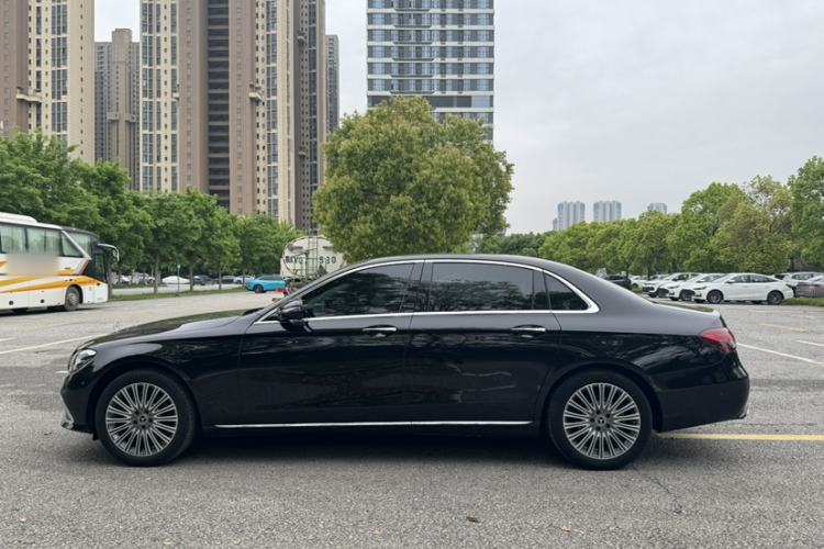 Used Mercedes-Benz E-Class 2021 Restyled E 300 L Luxury Edition Exterior 5