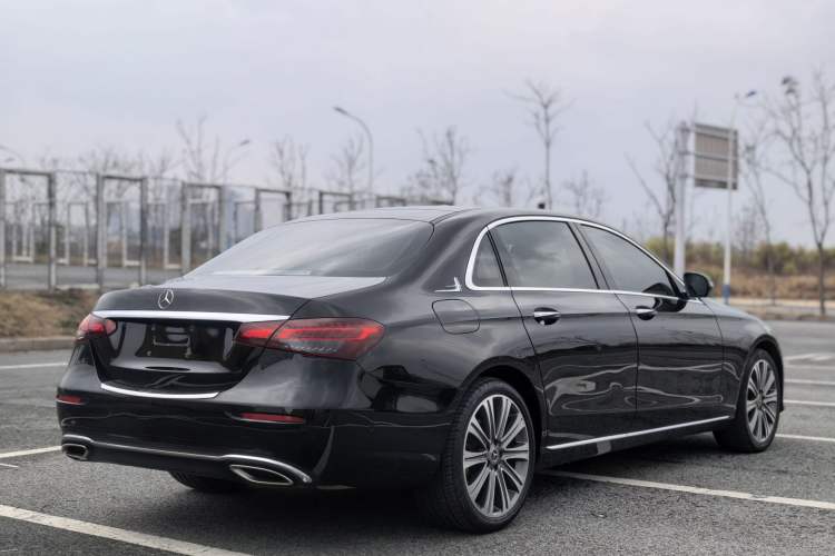 Used Mercedes-Benz E-Class 2021 E 300 L Premium Edition Exterior 5