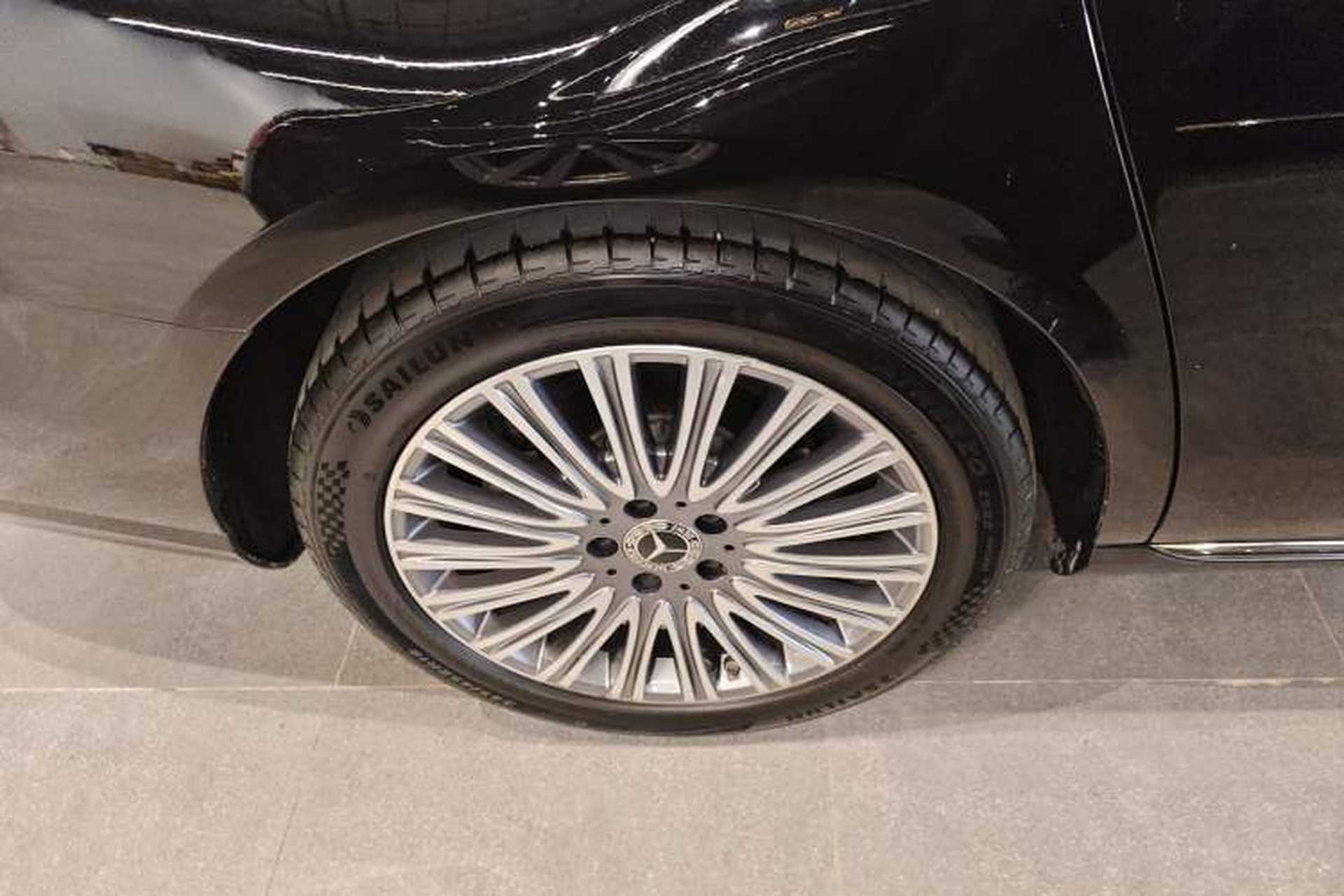 Used Mercedes-Benz E-Class 2021 Restyled E 300 L Luxury Edition Exterior 5