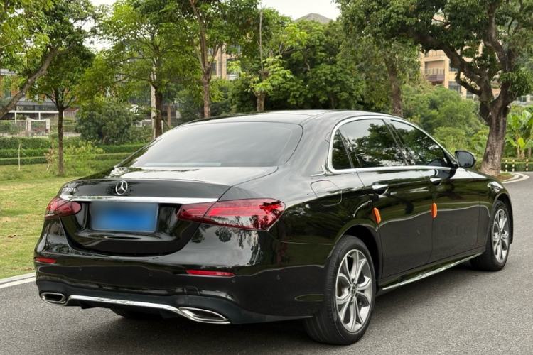 Used Mercedes-Benz E-Class 2021 Restyled E 300 L Sporty and Stylish Edition Exterior 5