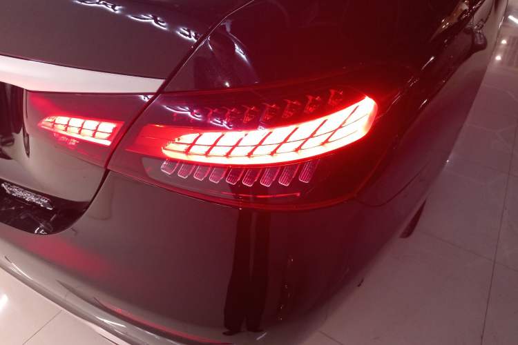 Used Mercedes-Benz E-Class 2021 E 300 L Stylish Model Exterior 6