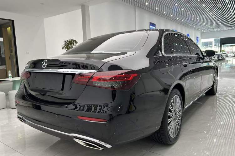 Used Mercedes-Benz E-Class 2021 Facelift E 300 L Stylish Edition Exterior 6