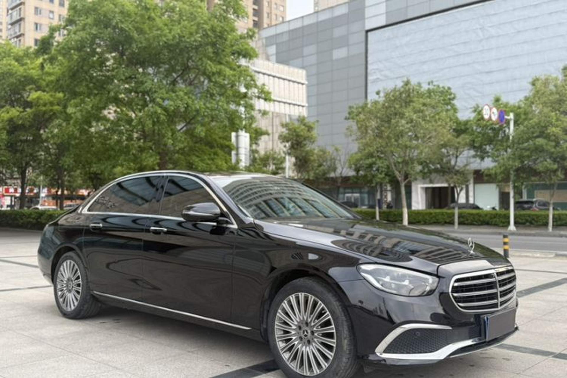 Used Mercedes-Benz E-Class 2021 E 300 L Stylish Model Exterior 6