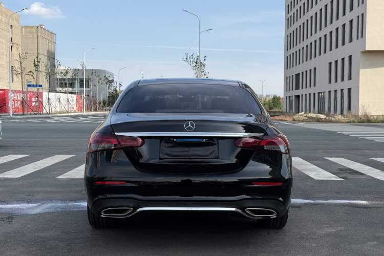 Used Mercedes-Benz E-Class 2021 E 300 L Sport Luxury Edition Exterior 6